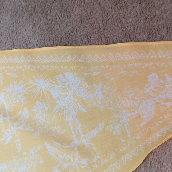 American Eagle yellow multi-way bandeau - Picture 6 of 6